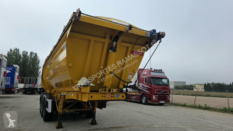 BFG  S3DC semi-trailer