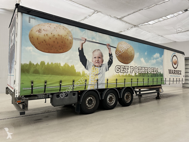 Tautliner semi-trailer