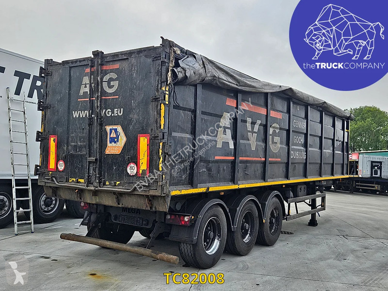 Mega  semi-trailer