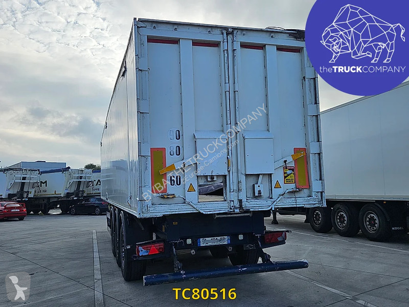 Benalu  semi-trailer