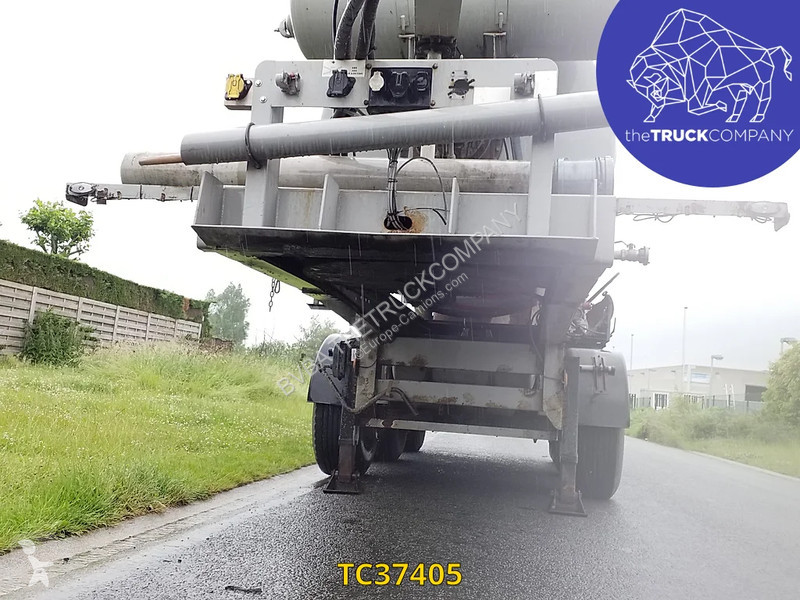 Semitrailer Renders