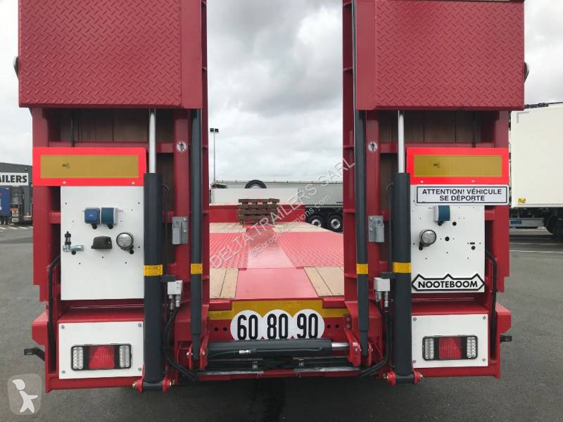 Semitrailer Nooteboom Essieux directionnels...