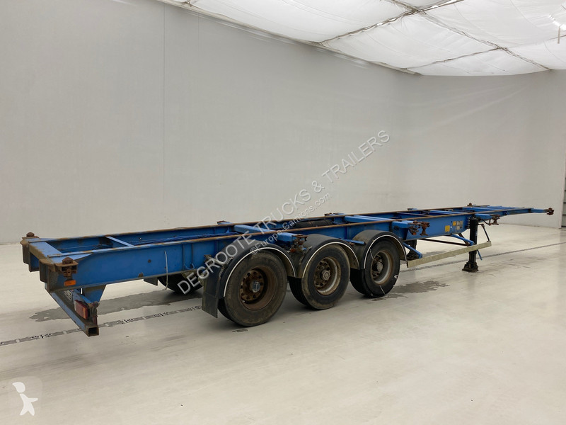 Semitrailer Fruehauf Skelet 20-30-40 ft