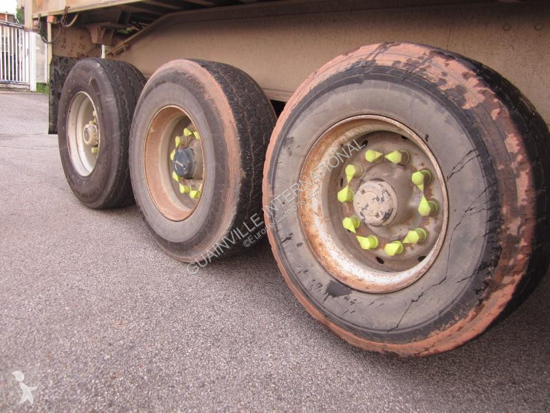 Semitrailer Benalu