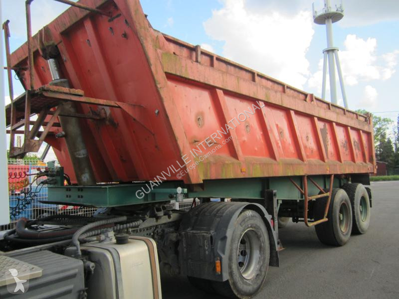 Semitrailer Titan
