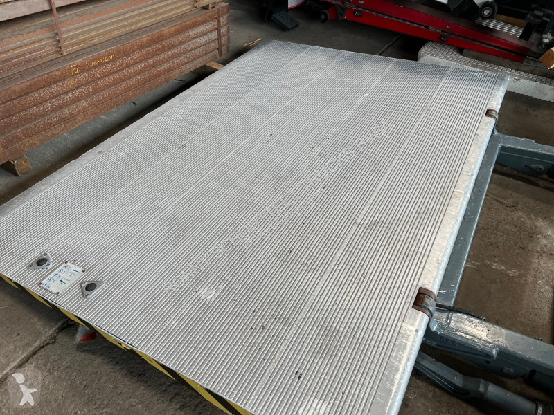 Uitrusting voor vrachtwagens  BC2000S4...