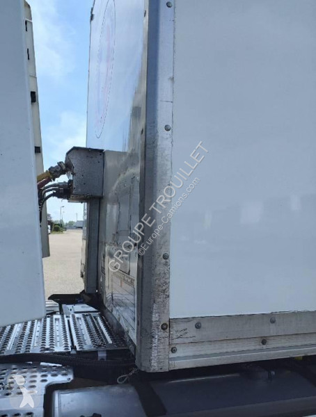 نصف مقطورة Trouillet 27 TONNES PORTE RELEVANTE