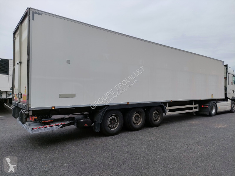 نصف مقطورة Trouillet 38 TONNES HAYON CAISSE...