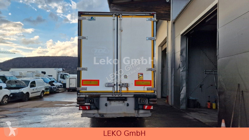 نصف مقطورة Fruehauf FRIGO SEMI 39T Vector...