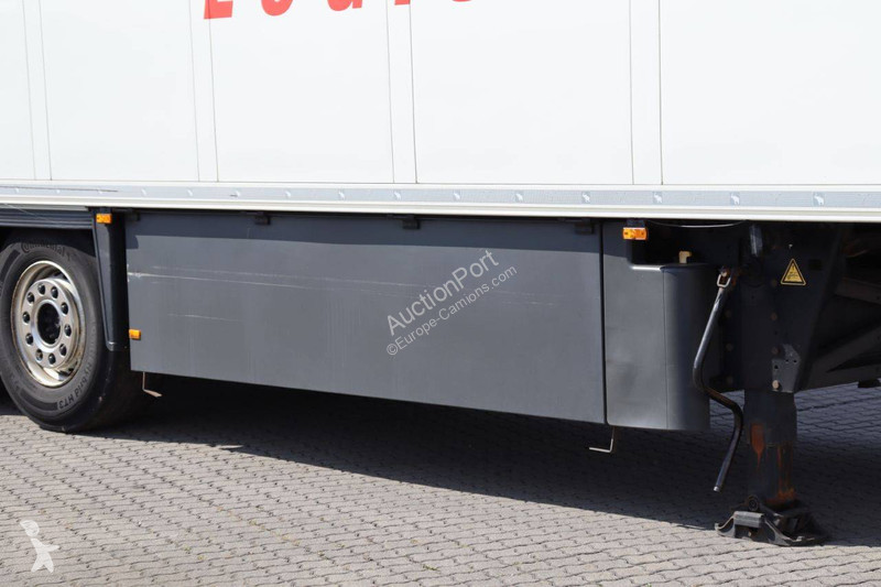 Semirremolque Schmitz Cargobull SCB*S3B