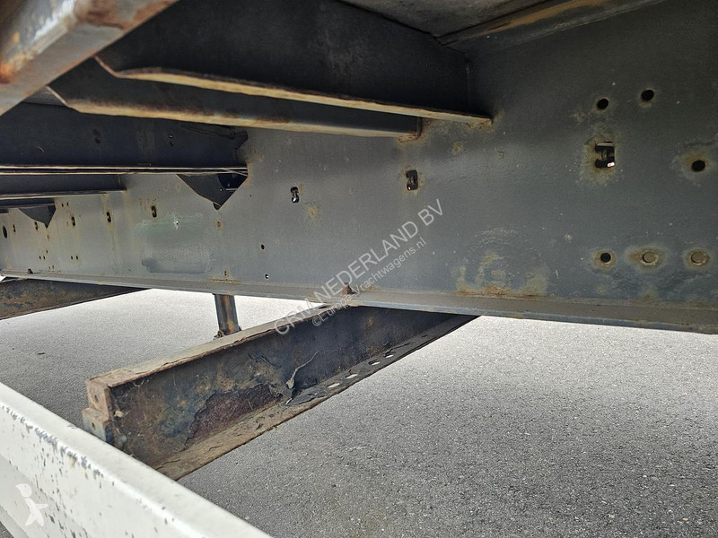 Semitrailer Krone 27 | SAF DISC | NICE CHASSIS .