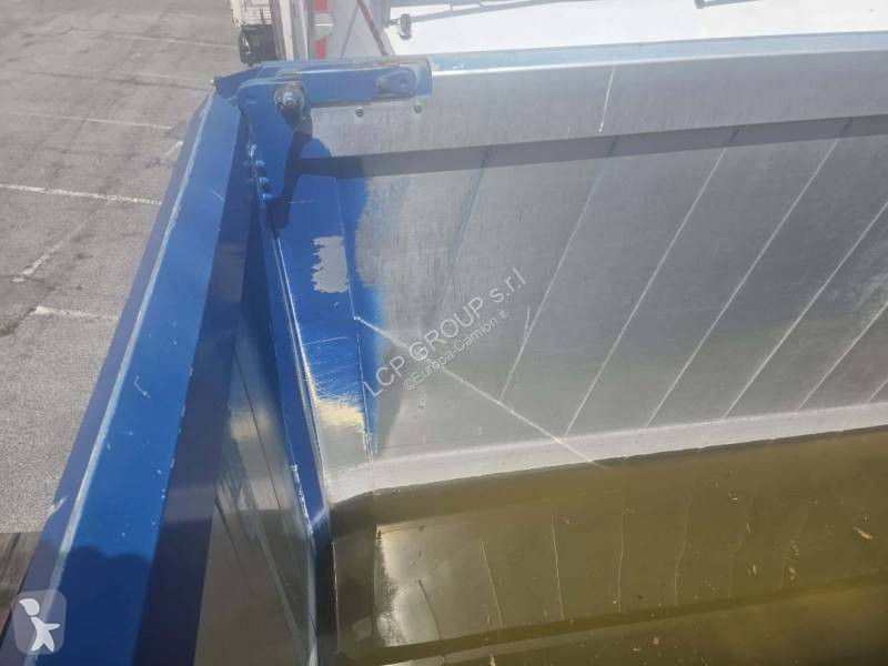 نصف مقطورة Tecnokar delfino al 11500 c