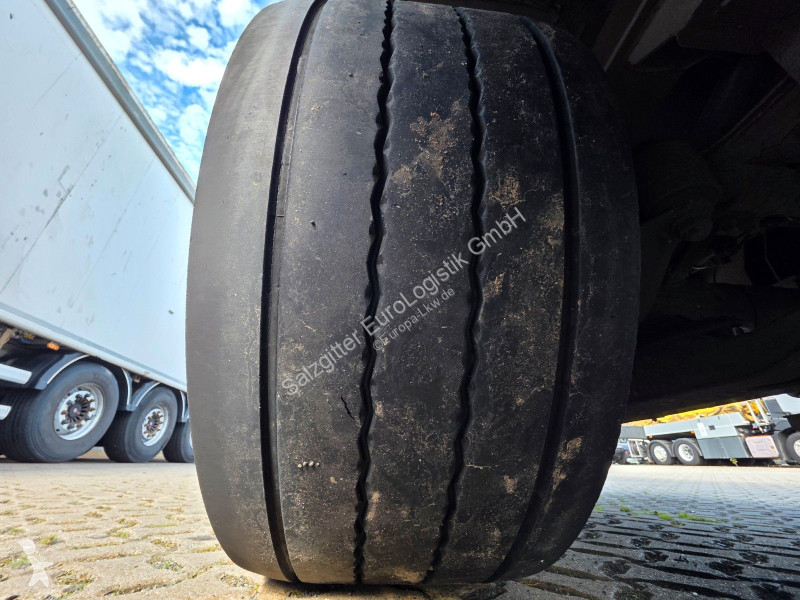 Semiremorca  Stern SP270 | Liftachse | EDSCHA