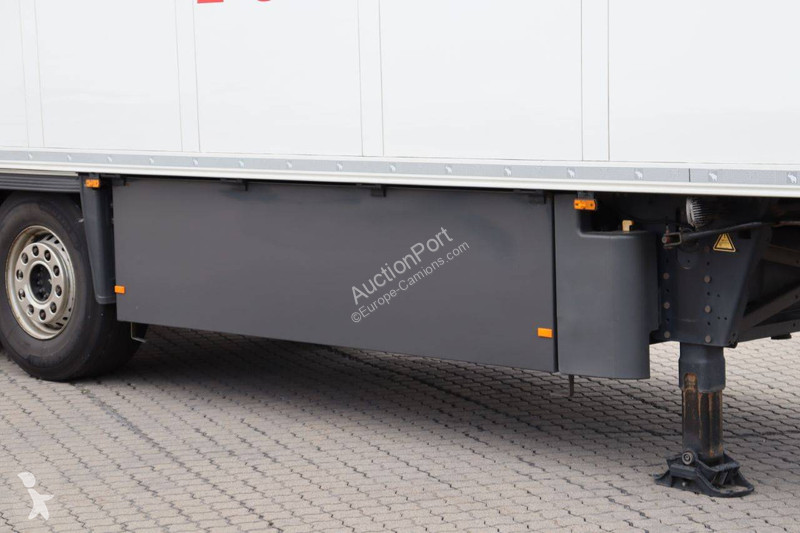 Semirremolque Schmitz Cargobull SCB*S3B