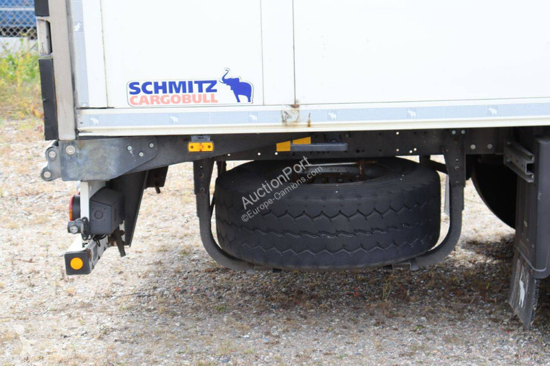 Semirremolque Schmitz Cargobull SCB*S3B