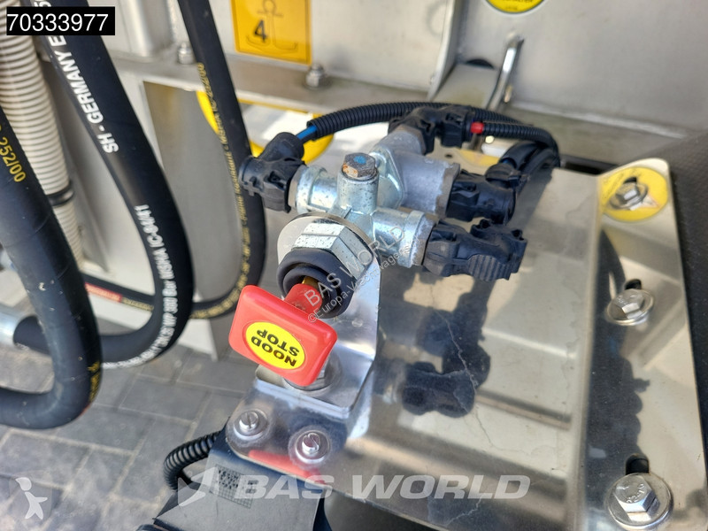 Oplegger Van Hool 59.000 Ltrs APK 05-27 Fuel Tank