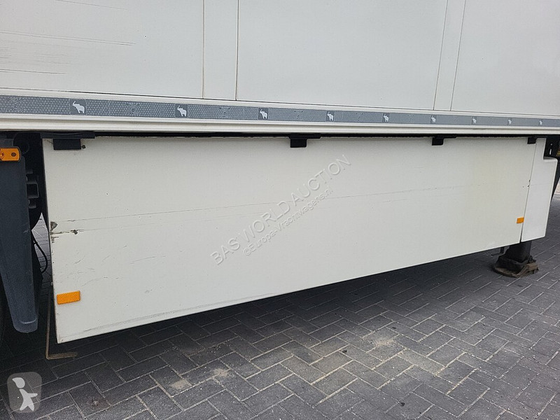 Semiremorca Schmitz Cargobull SCB*S3B