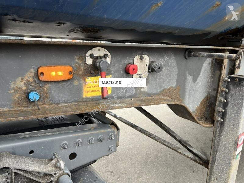 Semiremorca Kempf SKM 35/3 48 CUBIC - SAF DISC...