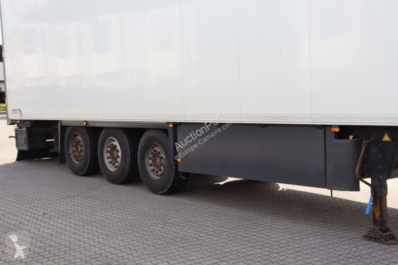 Semirimorchio Schmitz Cargobull SCB*S3B