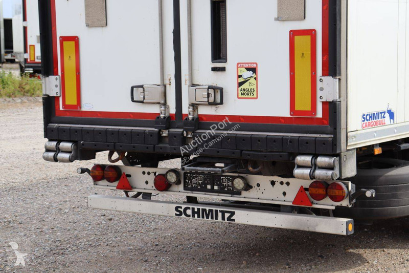 Semirimorchio Schmitz Cargobull SCB*S3B