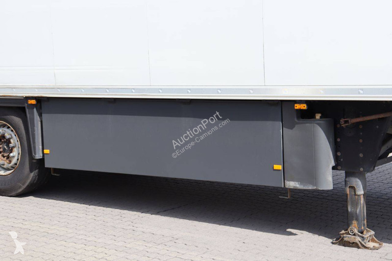 Semirremolque Schmitz Cargobull SCB*S3B