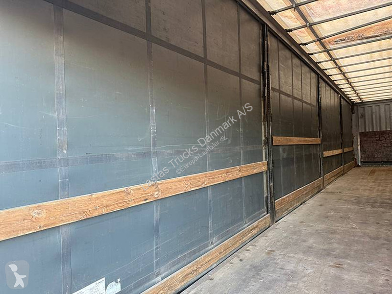 نصف مقطورة Krone Curtainsider / Planenauflieger