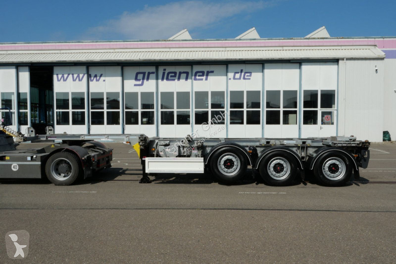 Semiremorca Renders TYPE EURO 820 / LIFT...
