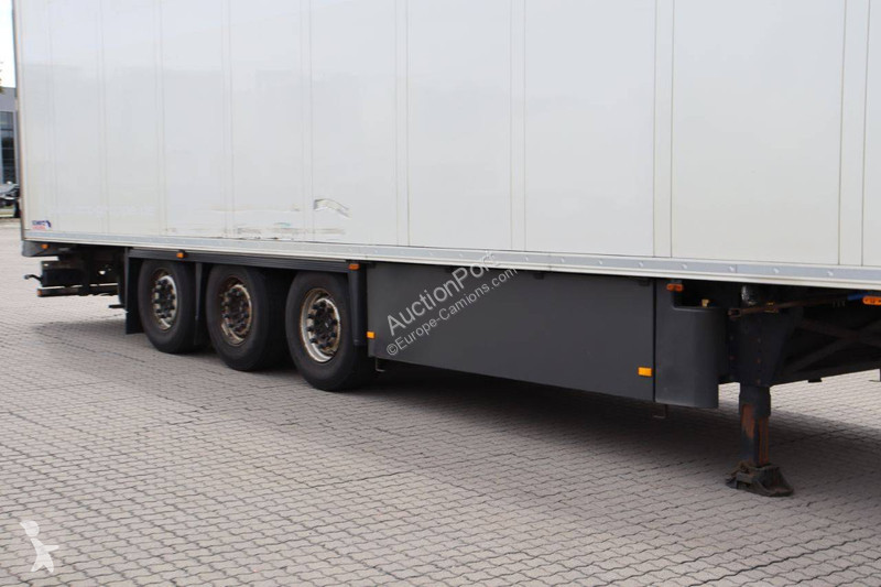 Semirremolque Schmitz Cargobull SCB*S3B