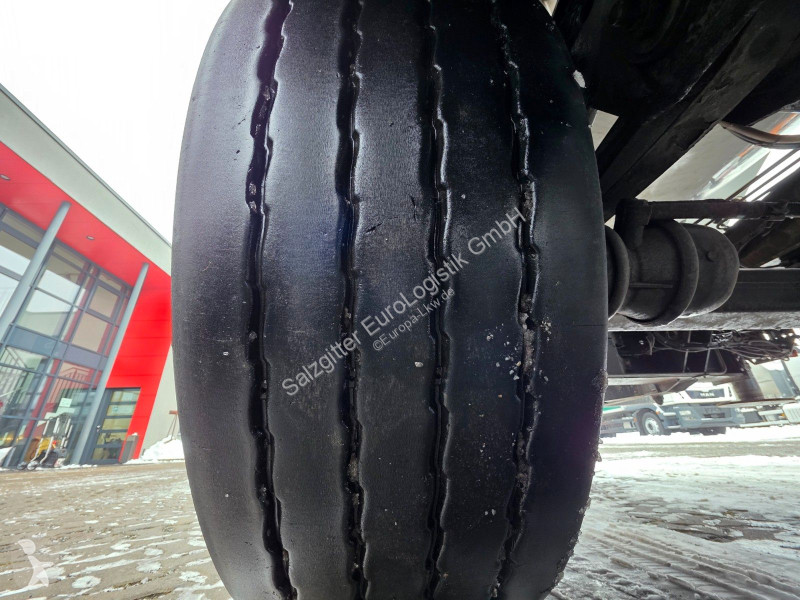 نصف مقطورة Feldbinder KIP 52/7000/A/2 / ADR AT...