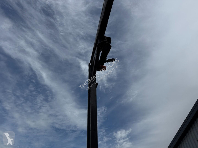 نصف مقطورة Esve TAD 12-10, 9.0 Ton Taillift,...