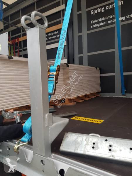 Fliegl  semi-trailer