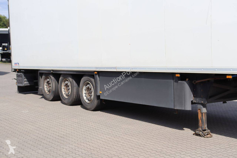 Semirremolque Schmitz Cargobull SCB*S3B