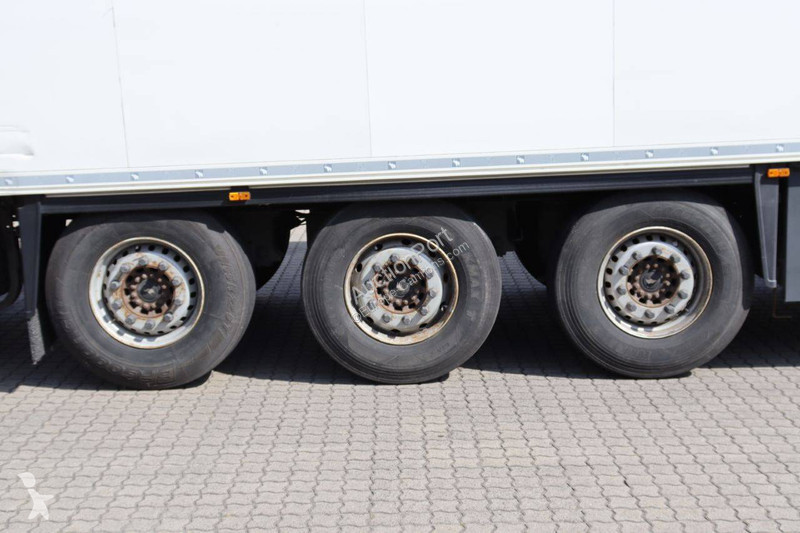 Semirremolque Schmitz Cargobull SCB*S3B