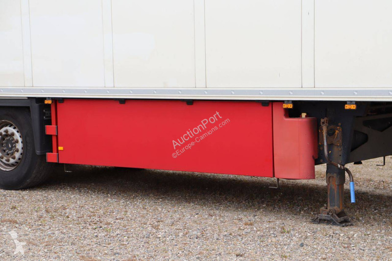 Semirremolque Schmitz Cargobull SCB*S3B