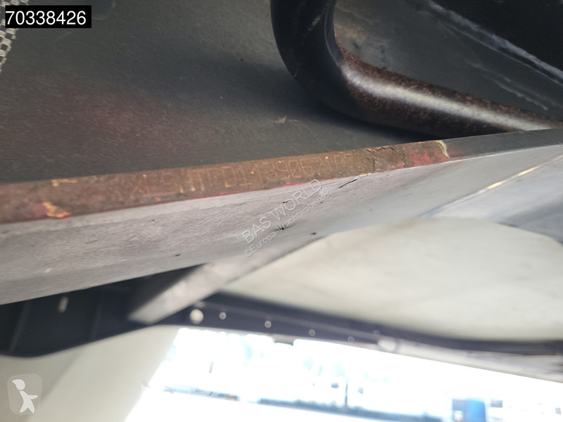 Heiwo HZO 39 3 axles Tailgate 250x260cm...