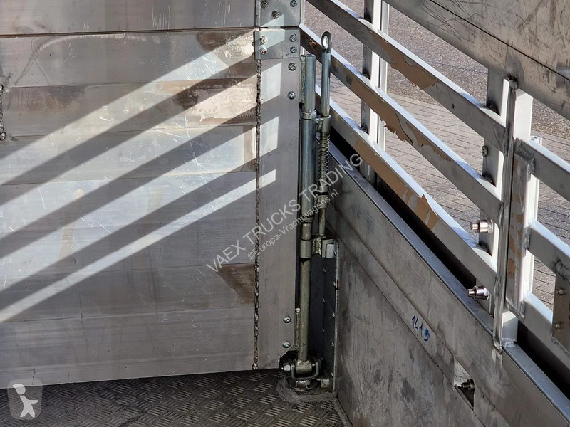 Náves Pezzaioli New 3 stock livestock trailer...