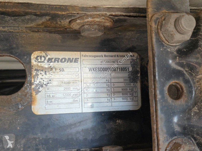 نصف مقطورة Krone /Trennwand/Doppelverd./...