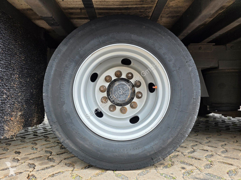نصف مقطورة Talson F 1227 / Lift / Thermo K....