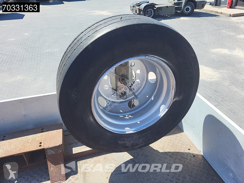 نصف مقطورة Fliegl SDS 550T 3 axles Steering...