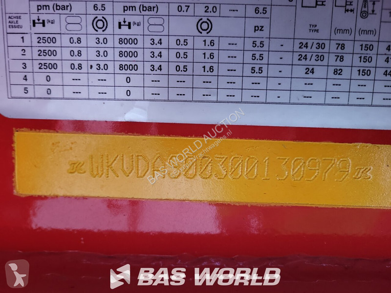 Semirremolque Kässbohrer LB3E