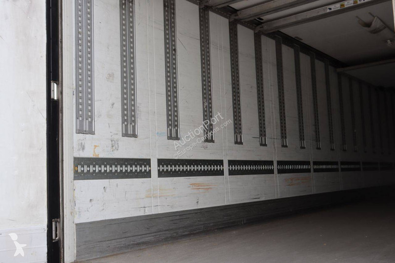 Semirremolque Schmitz Cargobull SCB*S3B