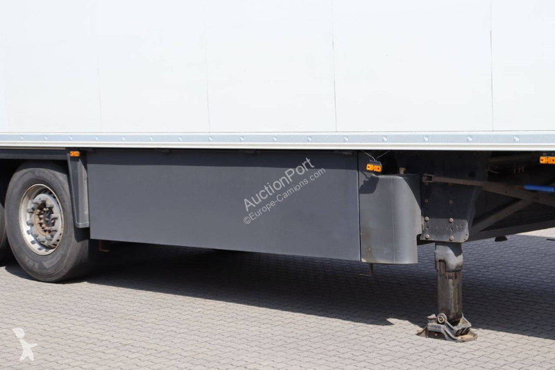 Semirremolque Schmitz Cargobull SCB*S3B