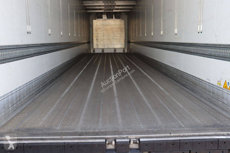 Semirimorchio Schmitz Cargobull SCB*S3B