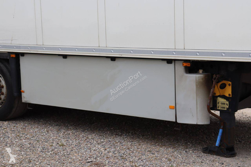 Semirremolque Schmitz Cargobull SCB*S3B