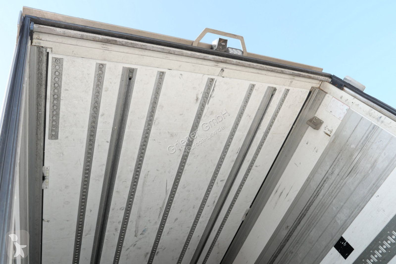 نصف مقطورة Schmitz Cargobull 18 /LZG CITY...