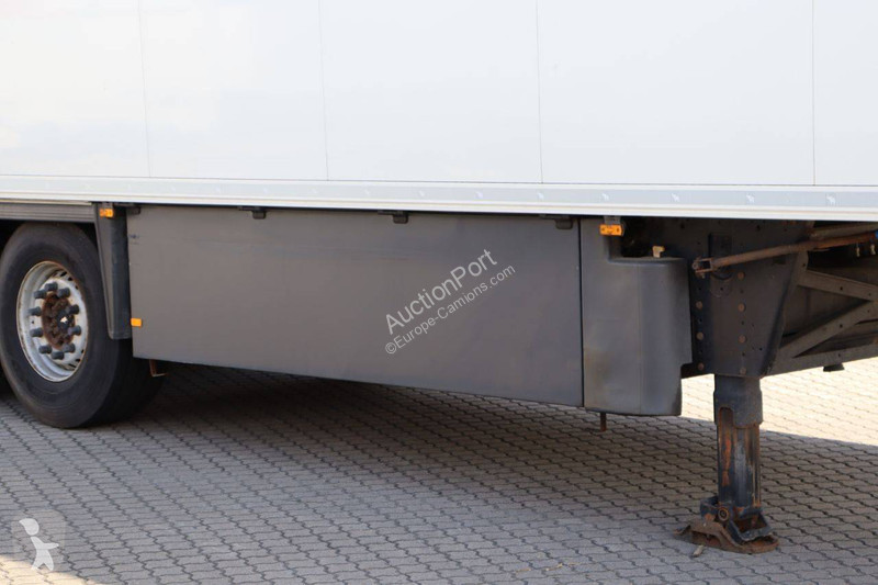 Semirremolque Schmitz Cargobull SCB*S3B