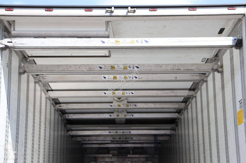 Semirremolque Schmitz Cargobull SCB*S3B