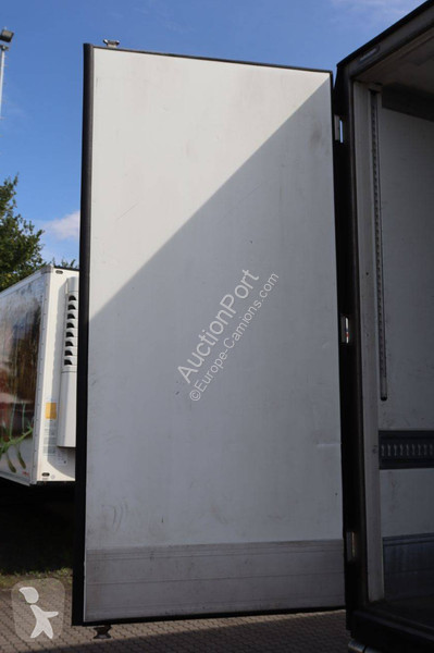 Semirimorchio Schmitz Cargobull SCB*S3B