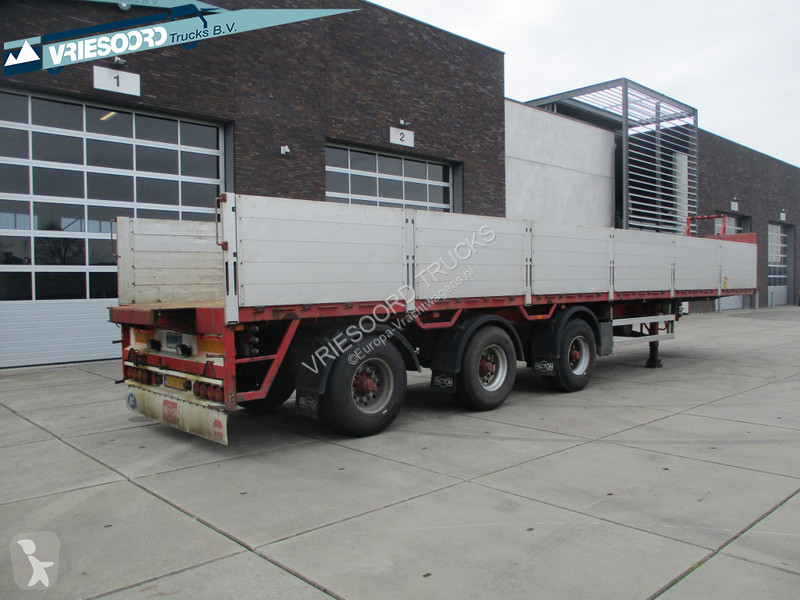 Semiremorca Pacton T3-003