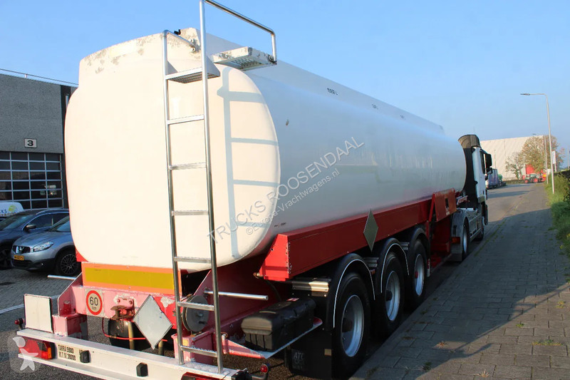 Semi reboque Atcomex + 3 AXEL + 32.000 ltr...